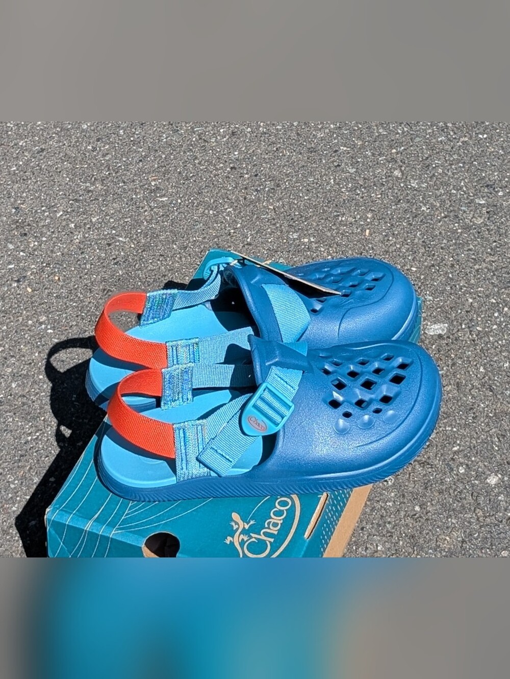 Chaco Chillos Clogs/Mules  (New)